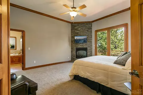 61613 Tam Mcarthur Loop, Bend, OR 97702 photo 10