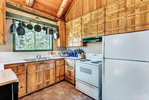 65368 Saddle Dr, Bend, OR 97703 photo 5