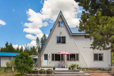 55311 Zagt Ln, Bend, OR 97707 photo 2