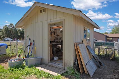 19220 Shoshone, Bend, OR 97702 photo 16