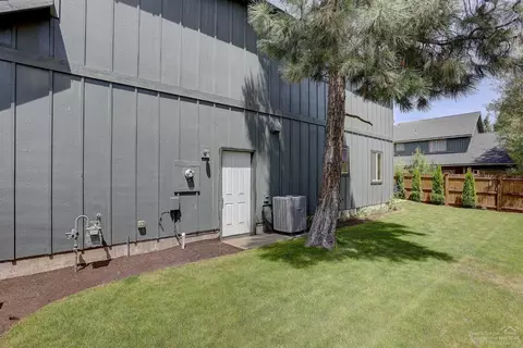 19635 Harvard Pl, Bend, OR 97702 photo 21