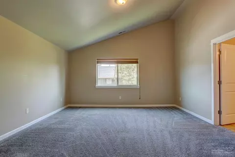 19635 Harvard Pl, Bend, OR 97702 photo 13