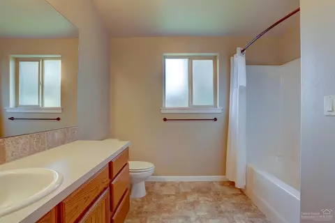 19635 Harvard Pl, Bend, OR 97702 photo 14