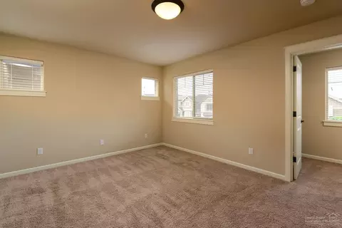 20779 NE Smoke Stack Ln, Bend, OR 97701 photo 10
