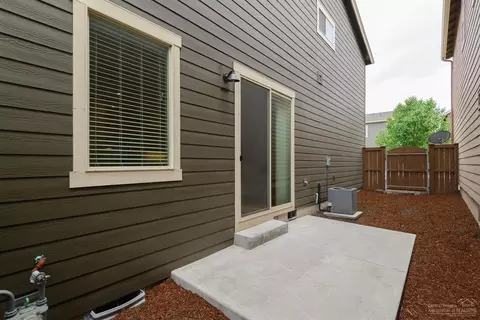 20779 NE Smoke Stack Ln, Bend, OR 97701 photo 17
