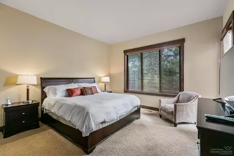 60517 Snap Shot Loop, Bend, OR 97702 photo 11