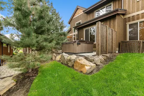 60517 Snap Shot Loop, Bend, OR 97702 photo 20