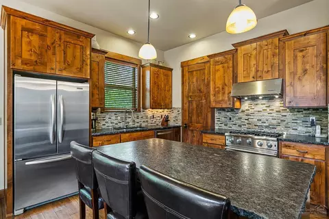 60517 Snap Shot Loop, Bend, OR 97702 photo 7