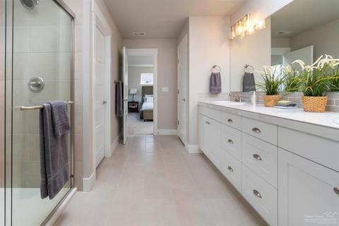 21364 NEagles Way, Bend, OR 97701 photo 9