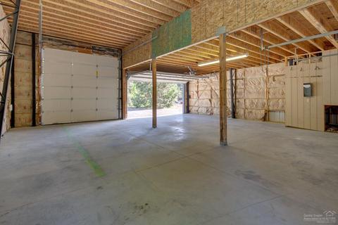 19325 Baker, Bend, OR 97702 photo 18