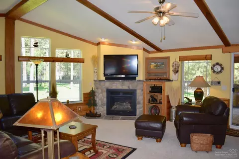15876 6th St, La Pine, OR 97739 photo 5