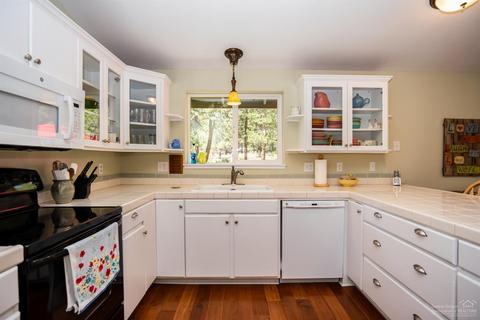 19374 Mohawk Rd, Bend, OR 97702 photo 10