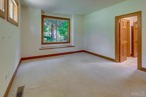 1925 NW Perspective Dr, Bend, OR 97703 photo 20