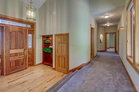 1925 NW Perspective Dr, Bend, OR 97703 photo 7
