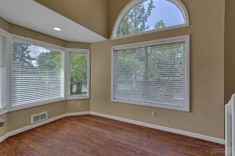 20886 SE King David Ave, Bend, OR 97702 photo 6