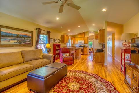 393 SE Soft Tail Loop, Bend, OR 97702 photo 10