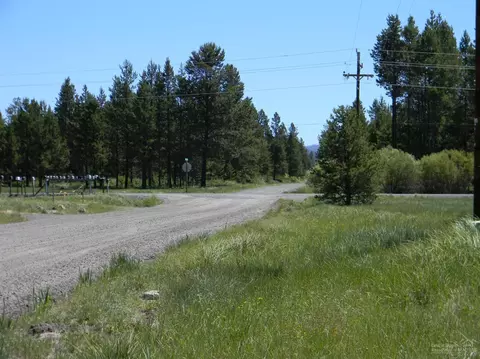16999 Downey Rd, Bend, OR 97707 photo 7