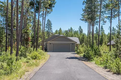 56248 Bufflehead Rd, Bend, OR 97707 photo 1