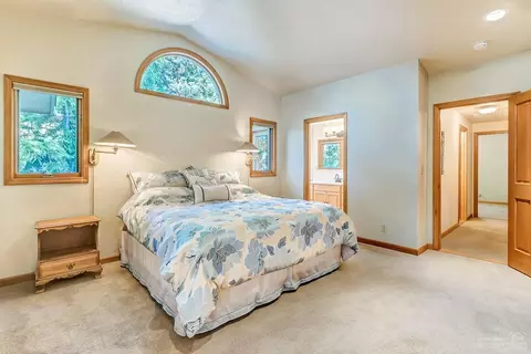 20227 Rae Rd, Bend, OR 97702 photo 14