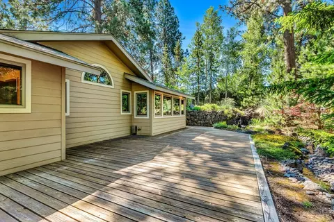 20227 Rae Rd, Bend, OR 97702 photo 25