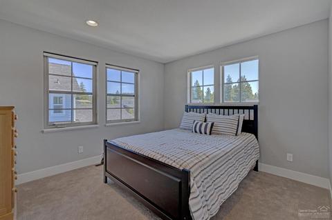 1742 NW Fields St, Bend, OR 97703 photo 18