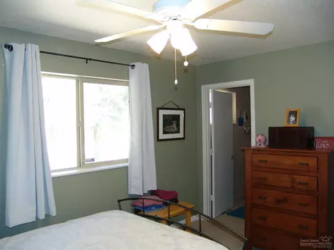 52464 Westley Loop Dr, La Pine, OR 97739 photo 15
