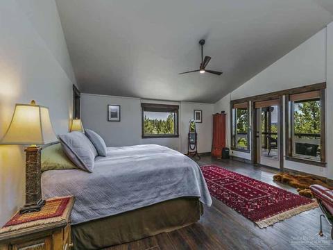 18560 Plainview Rd, Bend, OR 97703 photo 11