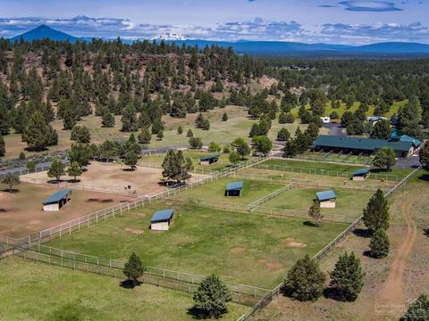 18560 Plainview Rd, Bend, OR 97703 photo 24