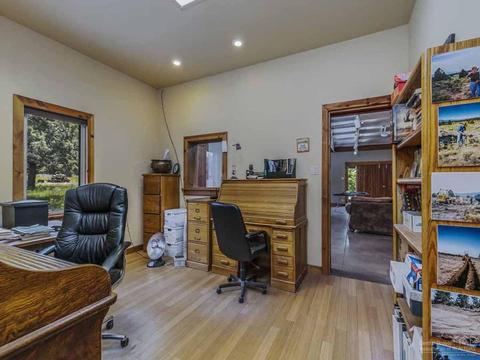 18560 Plainview Rd, Bend, OR 97703 photo 20