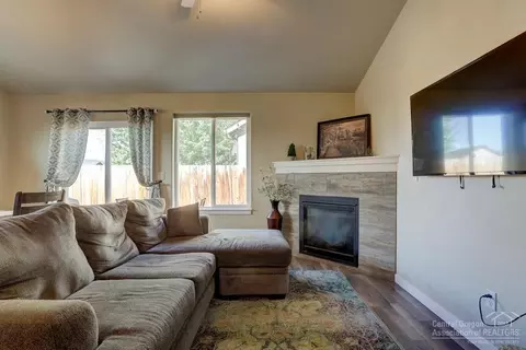 62513 Eagle Rd, Bend, OR 97701 photo 3