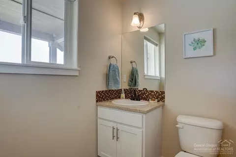62513 Eagle Rd, Bend, OR 97701 photo 13