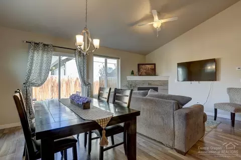 62513 Eagle Rd, Bend, OR 97701 photo 4