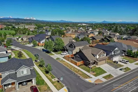 62513 Eagle Rd, Bend, OR 97701 photo 23