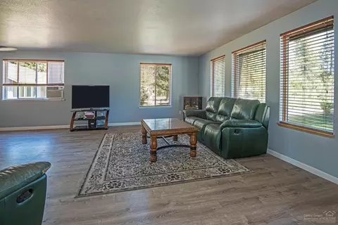 60333 Cinder Butte Rd, Bend, OR 97702 photo 4