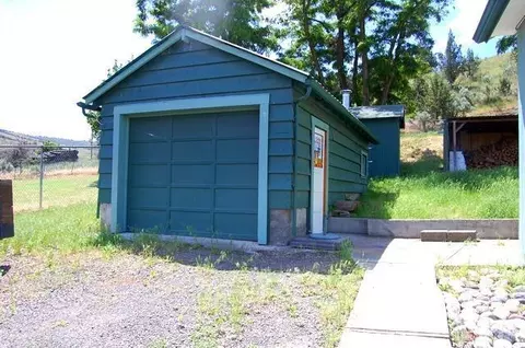 314 SE High St, Mitchell, OR 97750 photo 21