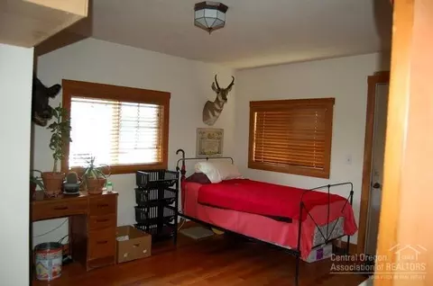 314 SE High St, Mitchell, OR 97750 photo 13