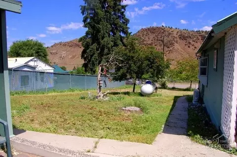 314 SE High St, Mitchell, OR 97750 photo 15