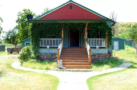 314 SE High St, Mitchell, OR 97750 photo 1
