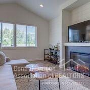 51952 Settler Dr, La Pine, OR 97739 photo 10