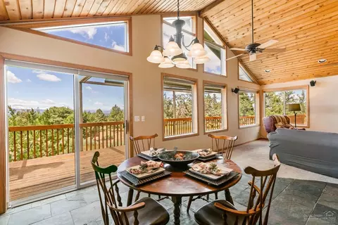 20840 Hereford Ave, Bend, OR 97703 photo 5