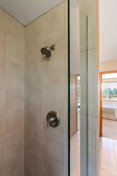 20840 Hereford Ave, Bend, OR 97703 photo 8