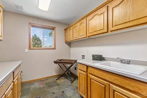 20840 Hereford Ave, Bend, OR 97703 photo 13