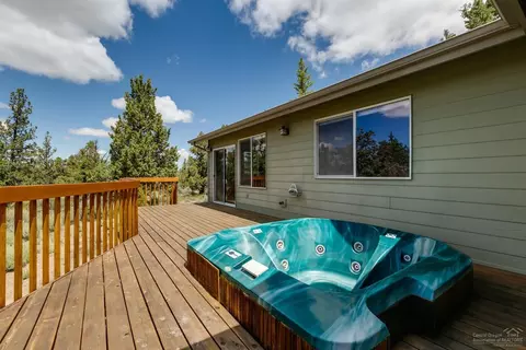 20840 Hereford Ave, Bend, OR 97703 photo 15