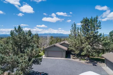 20840 Hereford Ave, Bend, OR 97703 photo 1