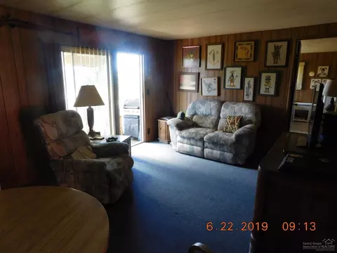 52824 Timber Lane Loop, La Pine, OR 97739 photo 17