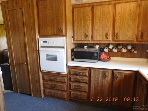 52824 Timber Lane Loop, La Pine, OR 97739 photo 15
