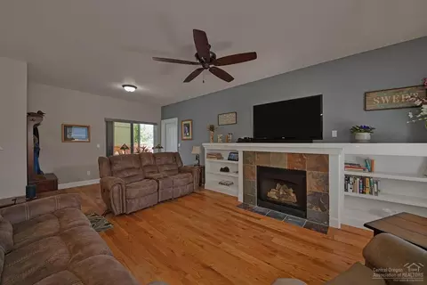 20616 Jayhawk Ln, Bend, OR 97702 photo 11