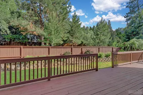 61286 SW Brookside Loop, Bend, OR 97702 photo 21