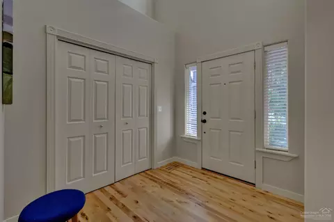 61286 SW Brookside Loop, Bend, OR 97702 photo 4