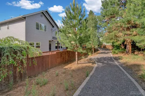61286 SW Brookside Loop, Bend, OR 97702 photo 25